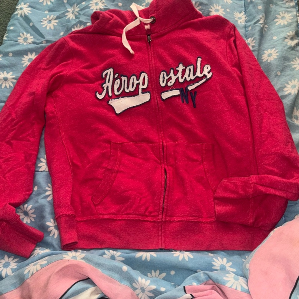 Pink women’s XL Aéropostale hoodie